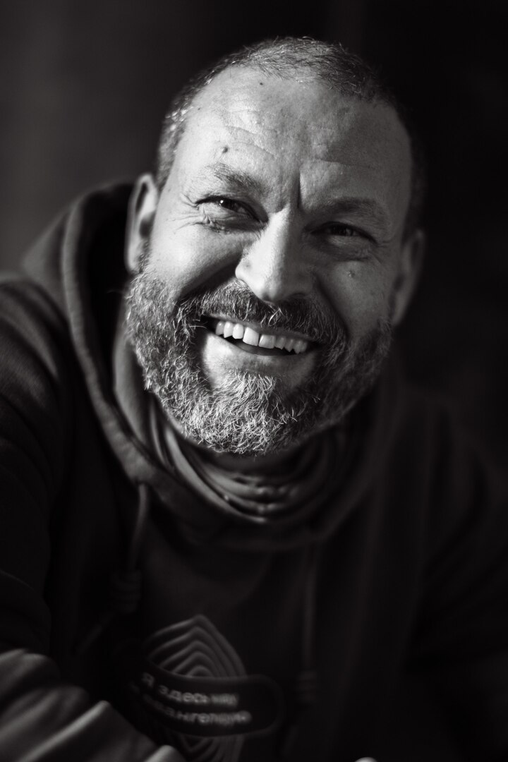 Паша фотографировал меня